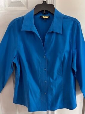 Jones New York Button-Front Blouse in Bright Blue